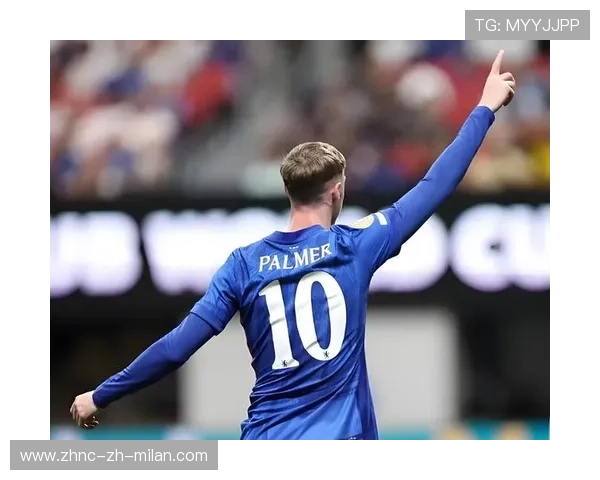 切尔西肋部渗透形成冲击，帕尔默停球后挑射被挡